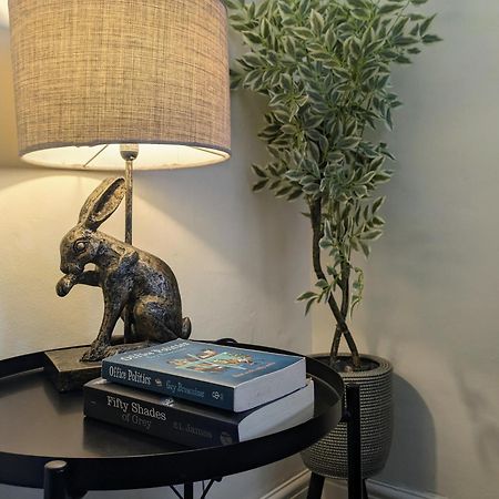 Converted Railway Cottage Swindon Luaran gambar