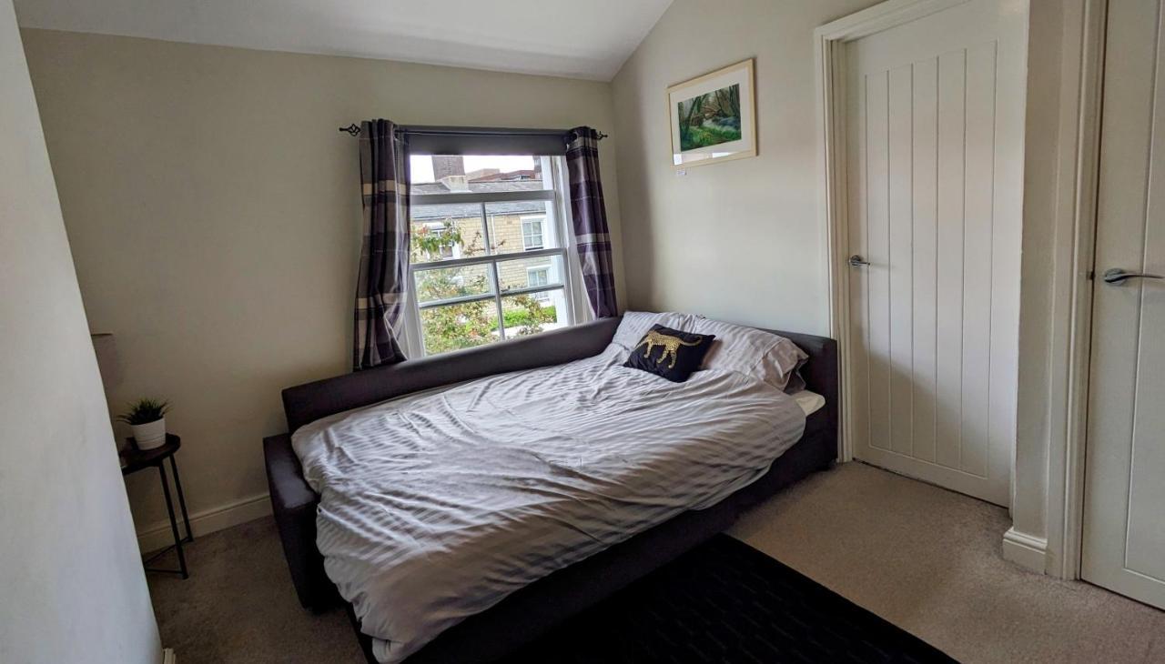 Converted Railway Cottage Swindon Luaran gambar